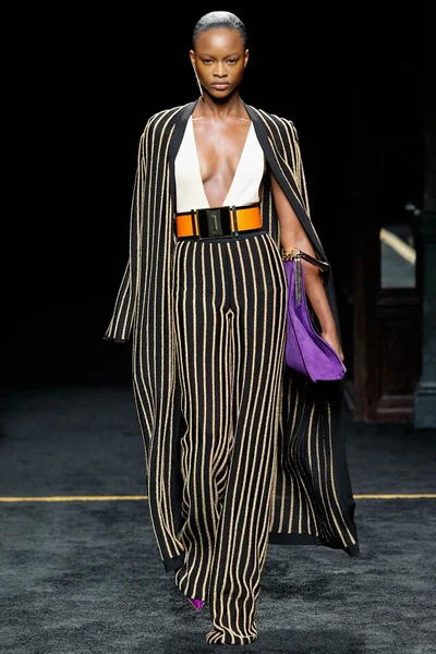 Look 40
